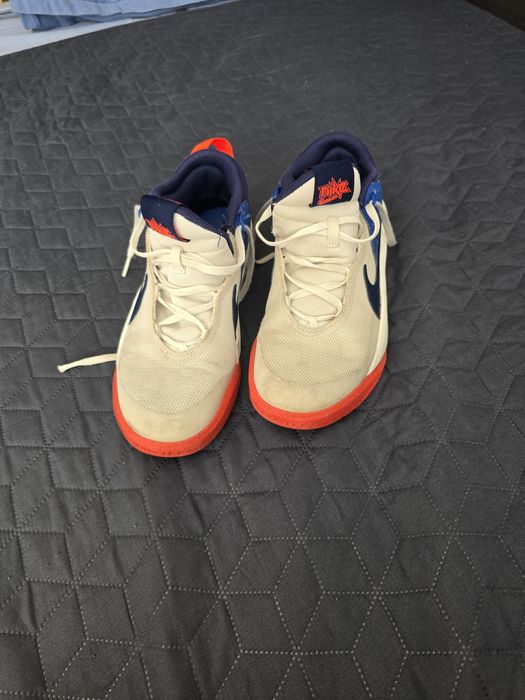 Маратонки Nike..