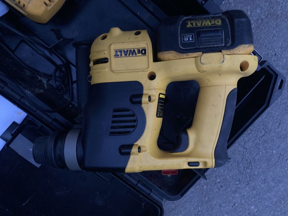 Rotopercutor Dewalt 18V DC212