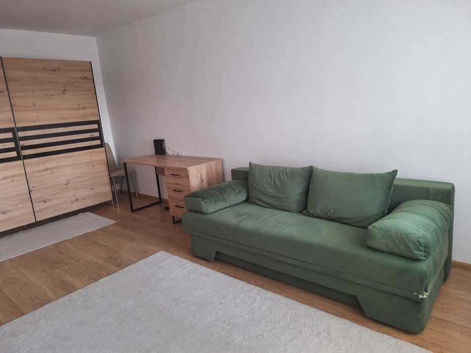 Inchiriez garsoniera