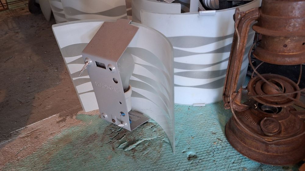 Плафони за стена и таван