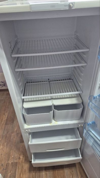 Продам холодильник б/у, 10000