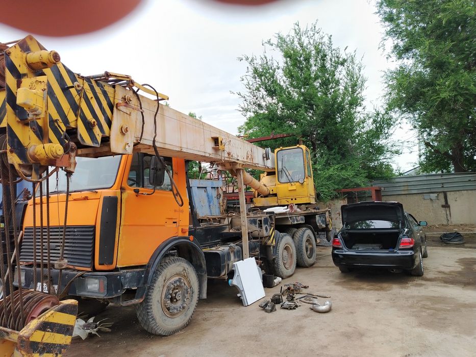 Автокран Галичанин 25 тонн