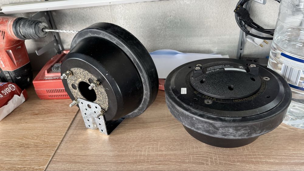 Драйвери Electrovoice DH1A