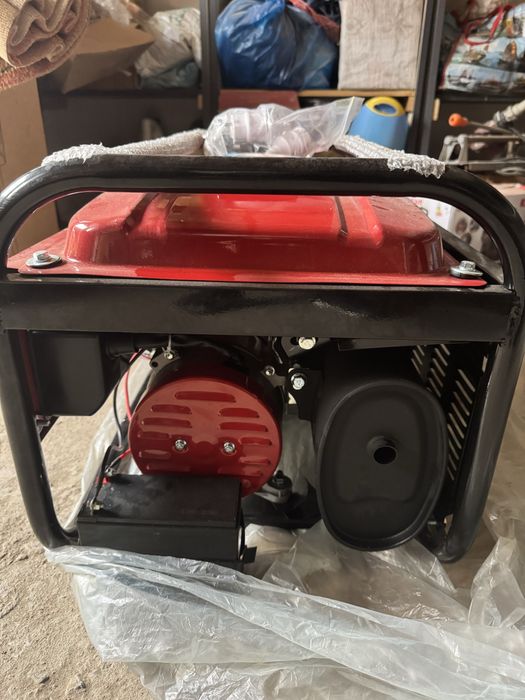 Генератор Honda оригинал