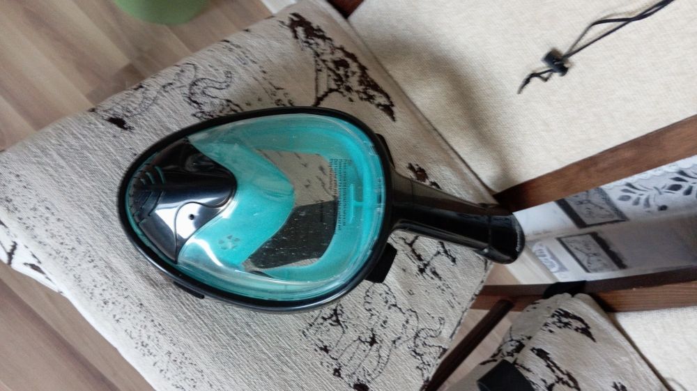 Маска для плавания