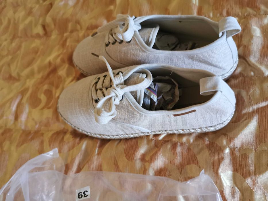 Обувки-Дамски-Пролетни-Нови