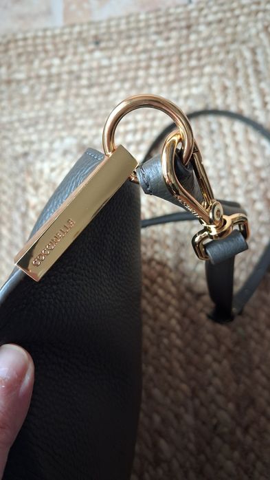 Geantă Coccinelle mare din piele naturală