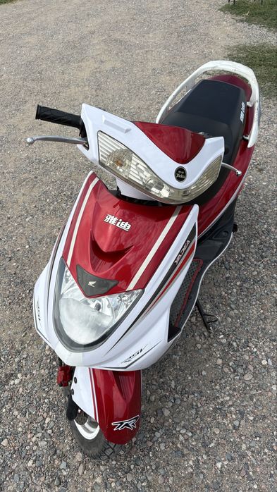 Мопед HONDA Yadea