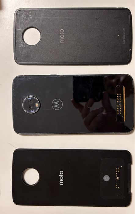 Motorola Z3 Телефон, калъф, Външна батерия