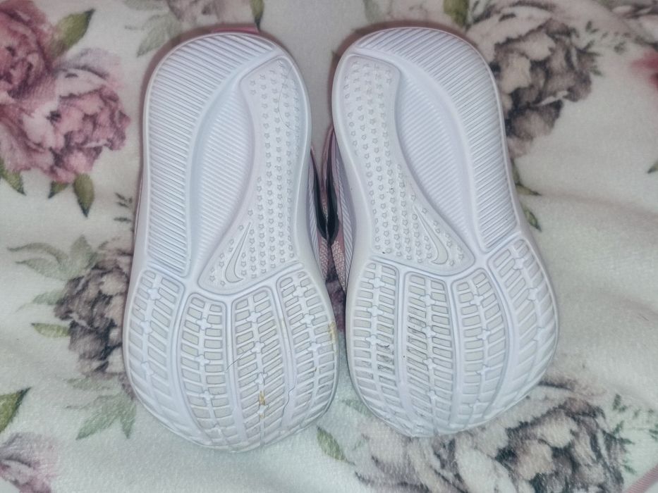 бебешки маратонки Nike