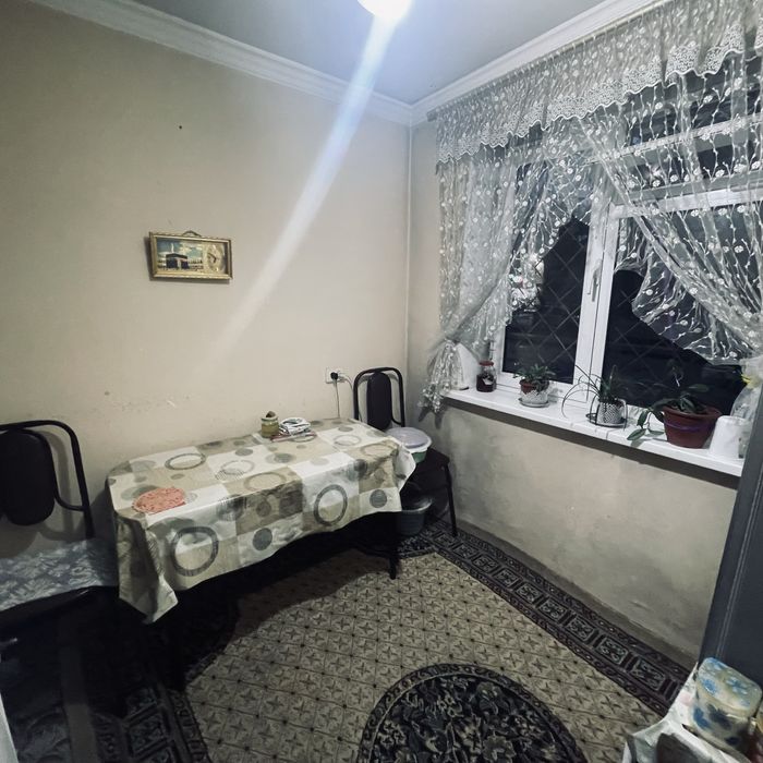 Уй сотилади ғиштли