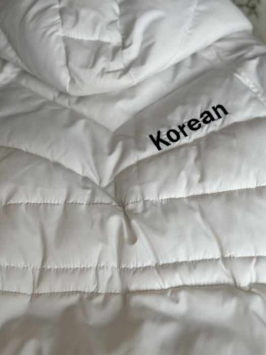 Продам женскую куртку