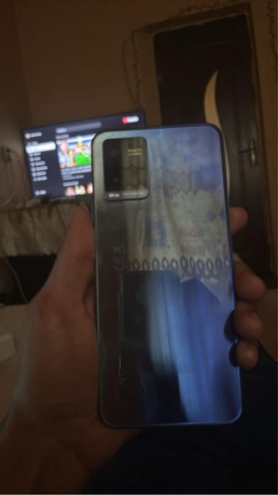 Vand telefon vivo y21
