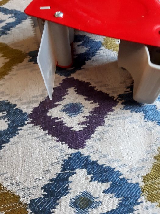 Диспенсер разматыватель для скотча