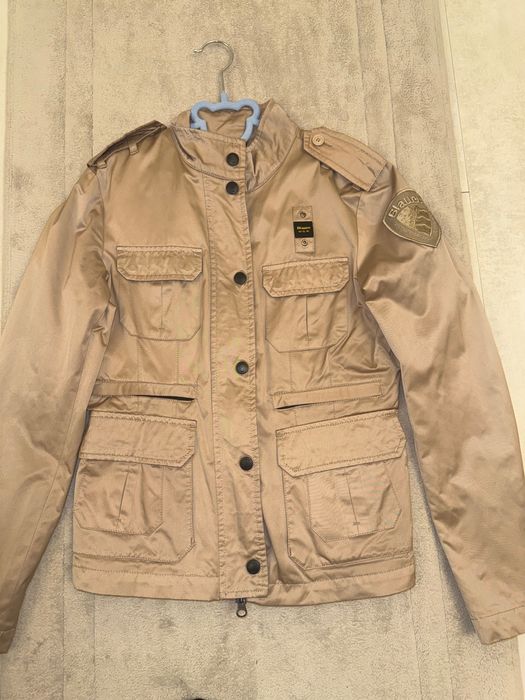 Бежово яке Blauer