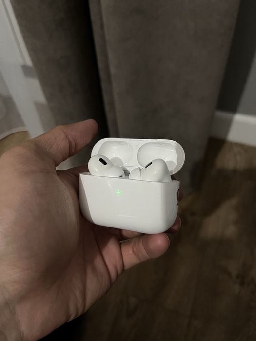 Airpods pro 2 в идеальном состоянии
