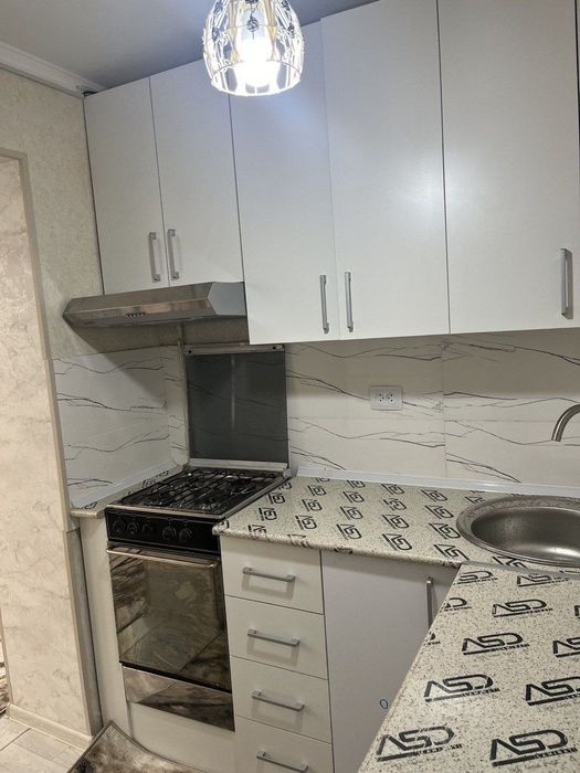 Продажа!2х комнатная рядом с метро Буюк Ипак Йули