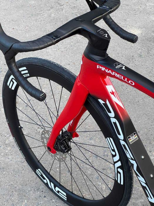 Pinarello dogma f14 полностью карбоновый велосипед