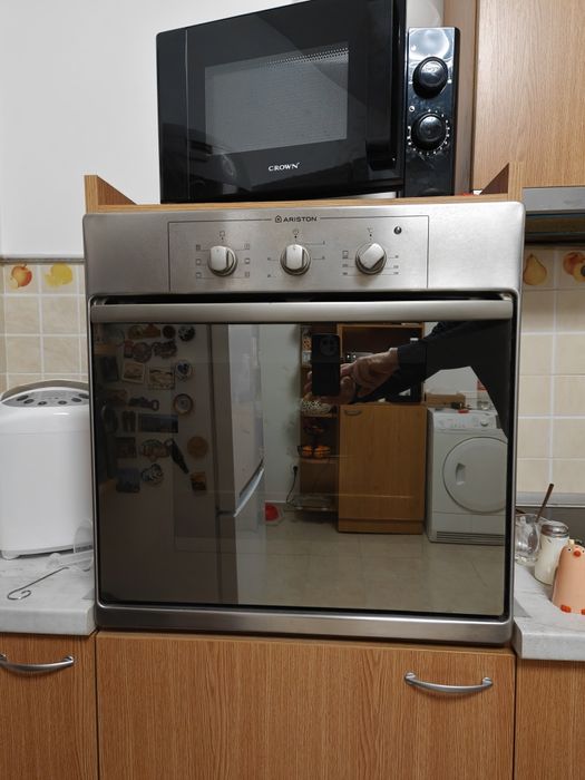 Фурна за вграждане Ariston