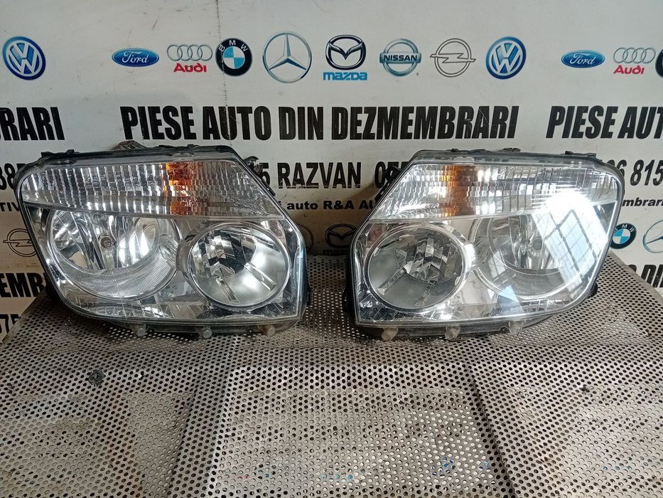 Faruri Far Stanga Dreapta Dacia Duster An 2010-2013 Anglia Originale