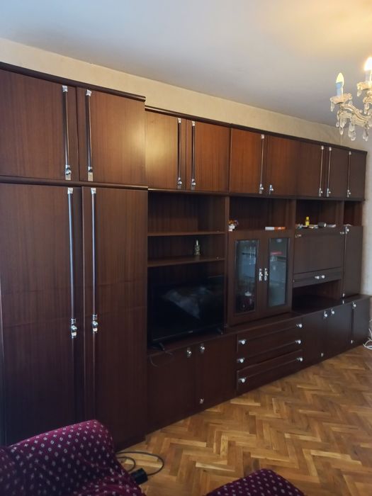 Продавам употребявани мебели