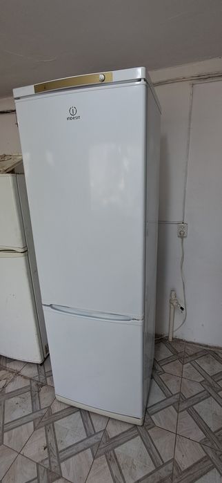 Холодильник 1 м 85 см