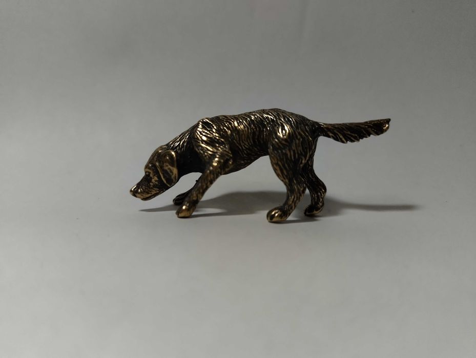 Бронзова статуетка