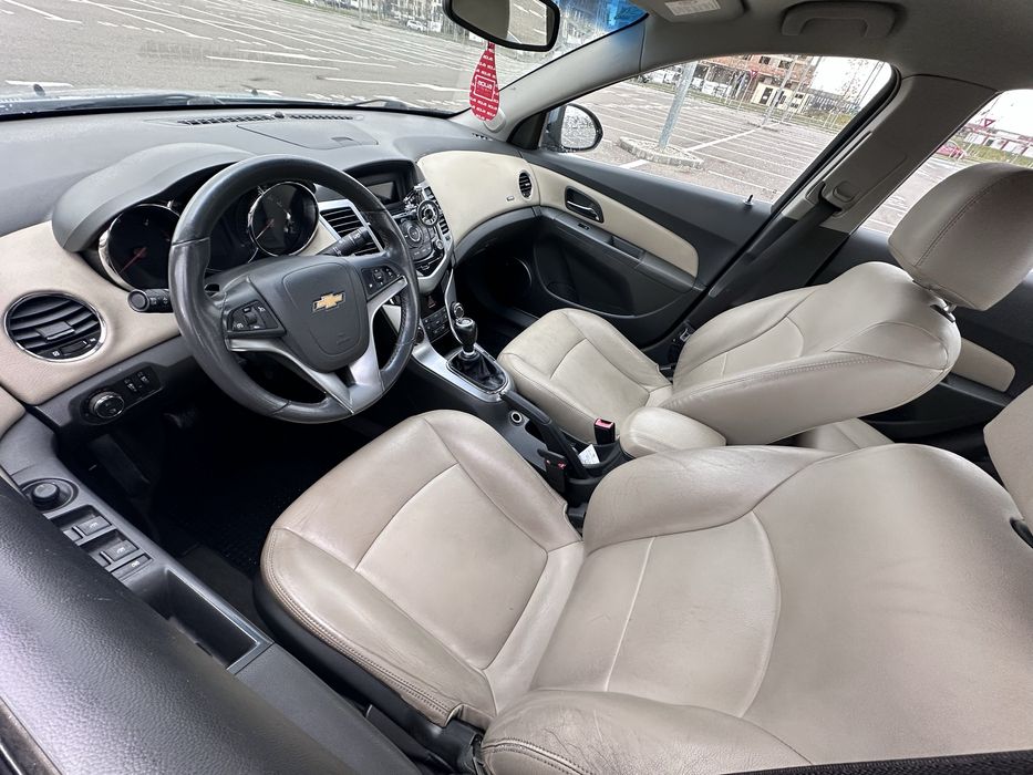 Vand Chevrolet Cruze LT Impecabil
