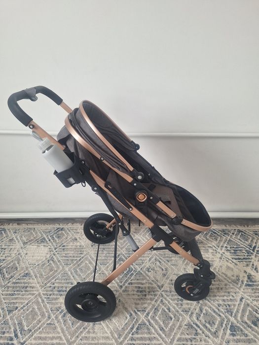 Продаётся детская коляска