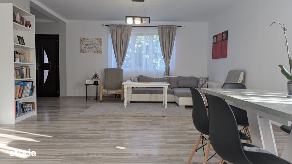 Inchiriez casa in Via Carmina, cu pompa de caldura, comision 0%