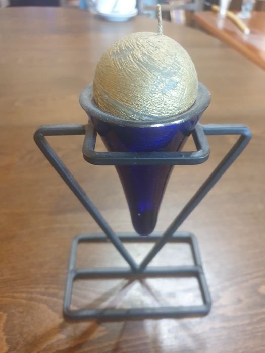 Декоративен свещеник