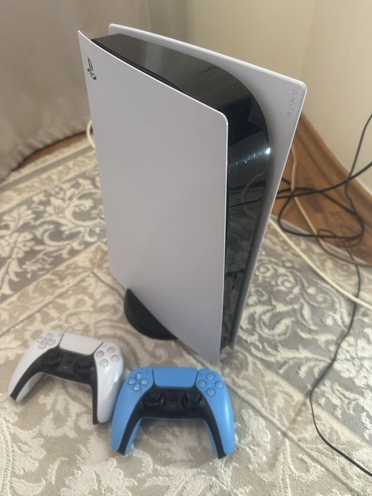 Playstation 5 с гемпадом