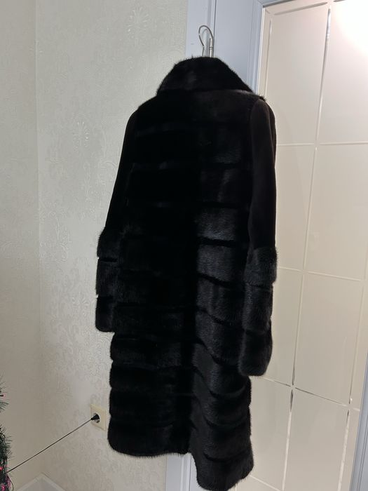 Продаю норковую шубу