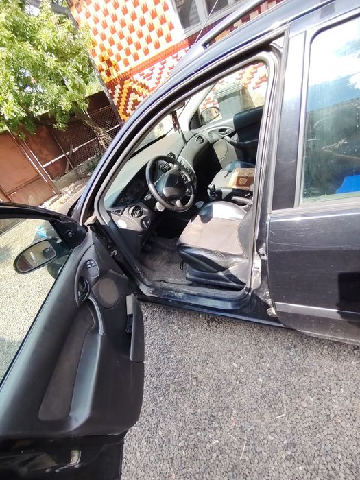 FORD Focus 2004 — imagine 3