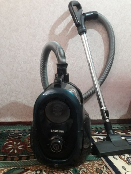 Срочно продам пылесос