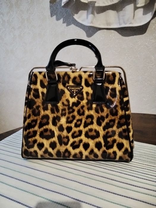 Продам сумку дёшево