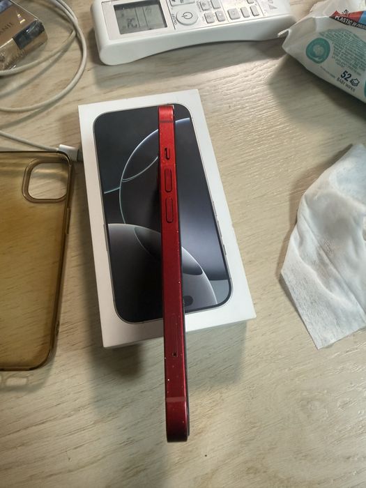 iPhone 13 red 128GB