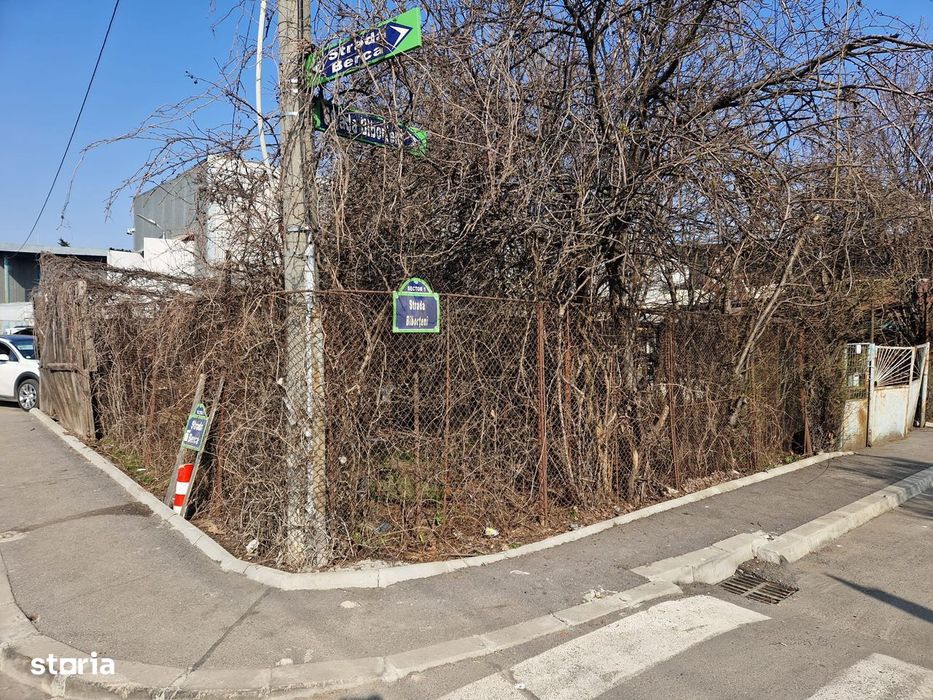 De vânzare casă demolabilă