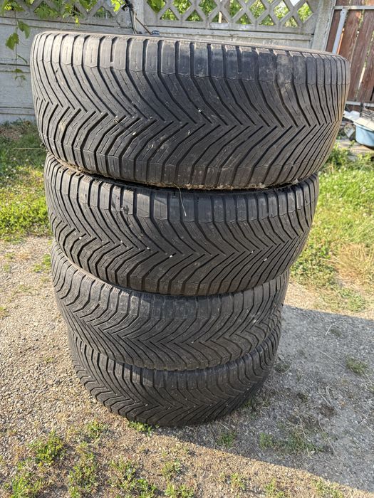 Cauciucuri iarna 235 50 R19