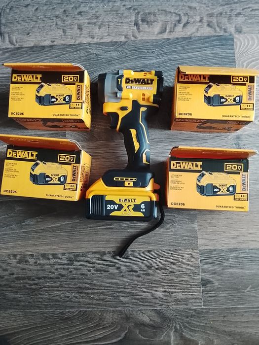 1 buc baterie DeWalt de 6 a nou