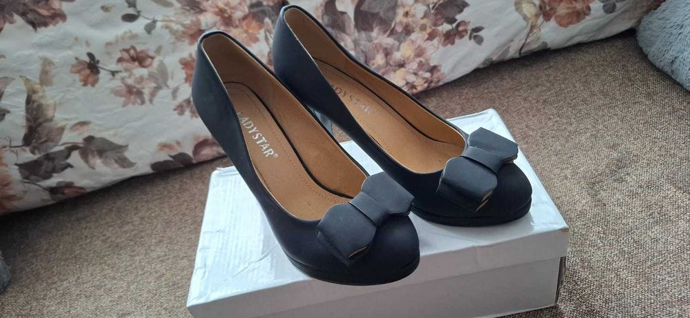 Pantofi dama Nr 36
