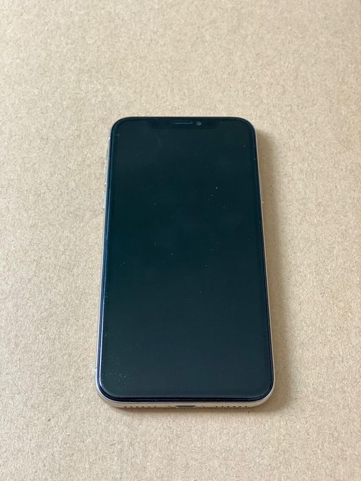 iPhone X     64gb