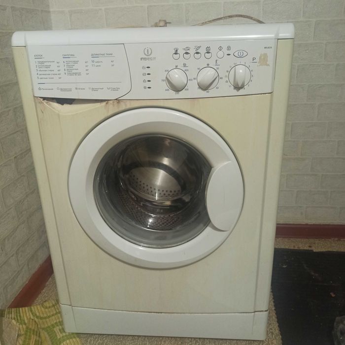 Стиральная машинка на запчасти Indesit и микроволновая печь