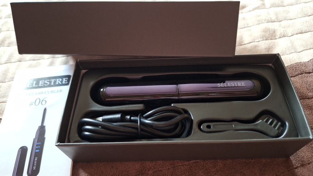 Продавам електрическа извивачка за мигли на Selestre