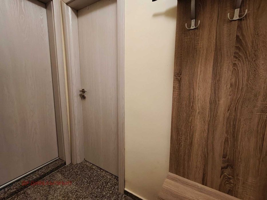 Дава се под наем Едностаен апартамент в София, Център - 36 кв.м за 434.60 € - Снимка #12