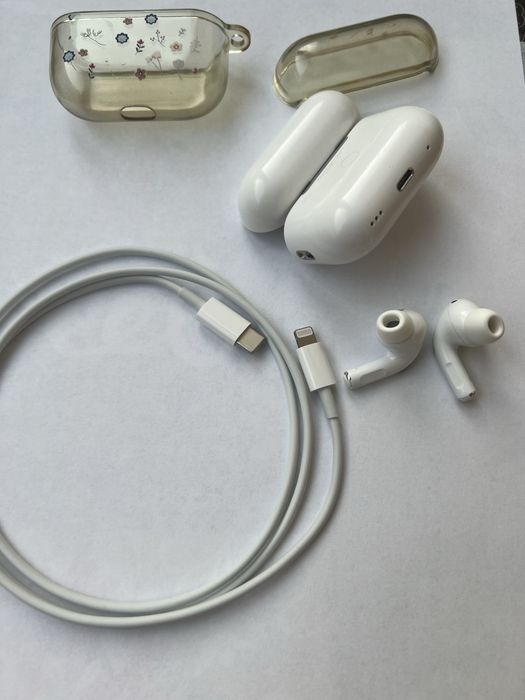 Casti AirPods Pro