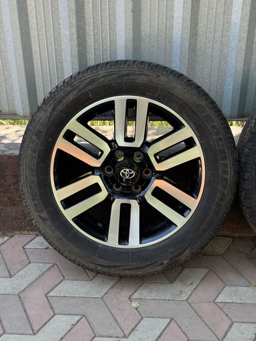 Продам диски с резиной r20, от 4runner