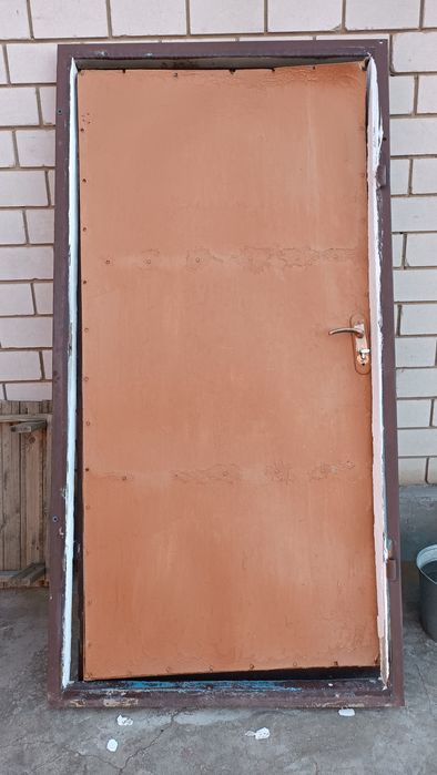Продам дверь входные