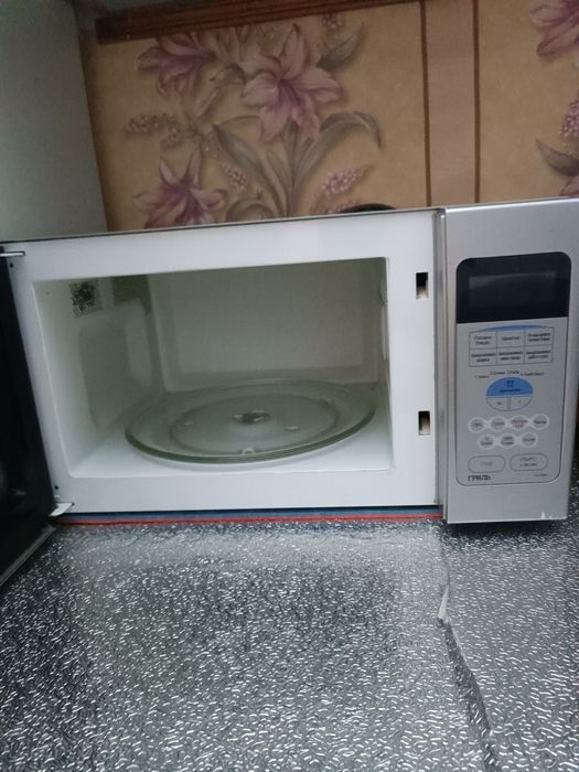 LG- микравалновка б