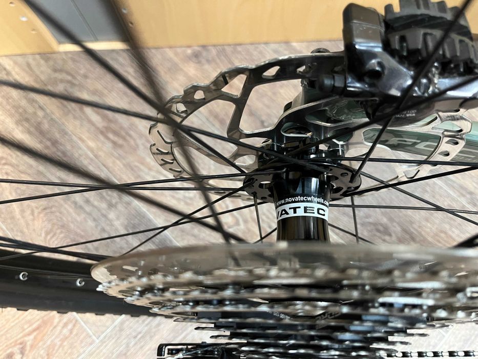 +MTB Focus THRON 6.9/29"/M-size/Suspension Full 130+